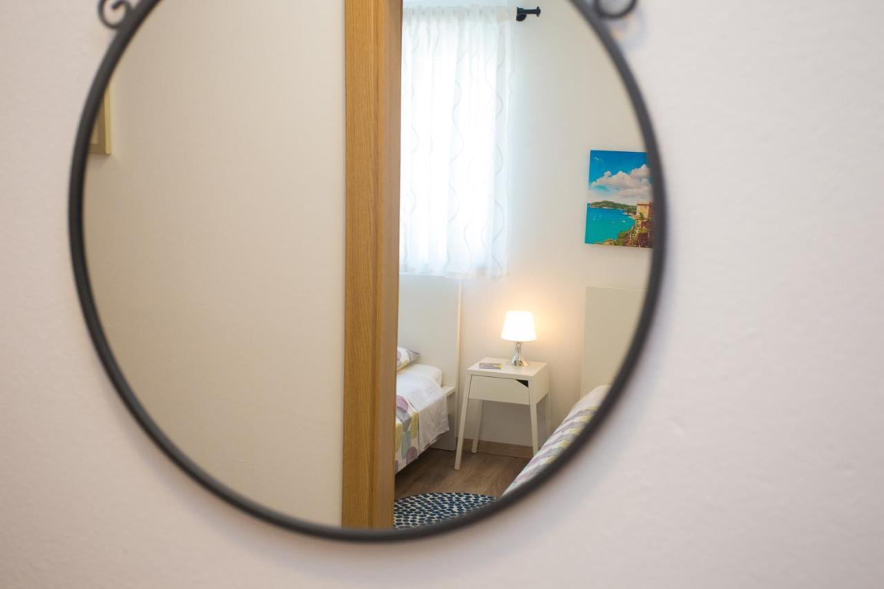 Apartman Girasol Pola Esterno foto