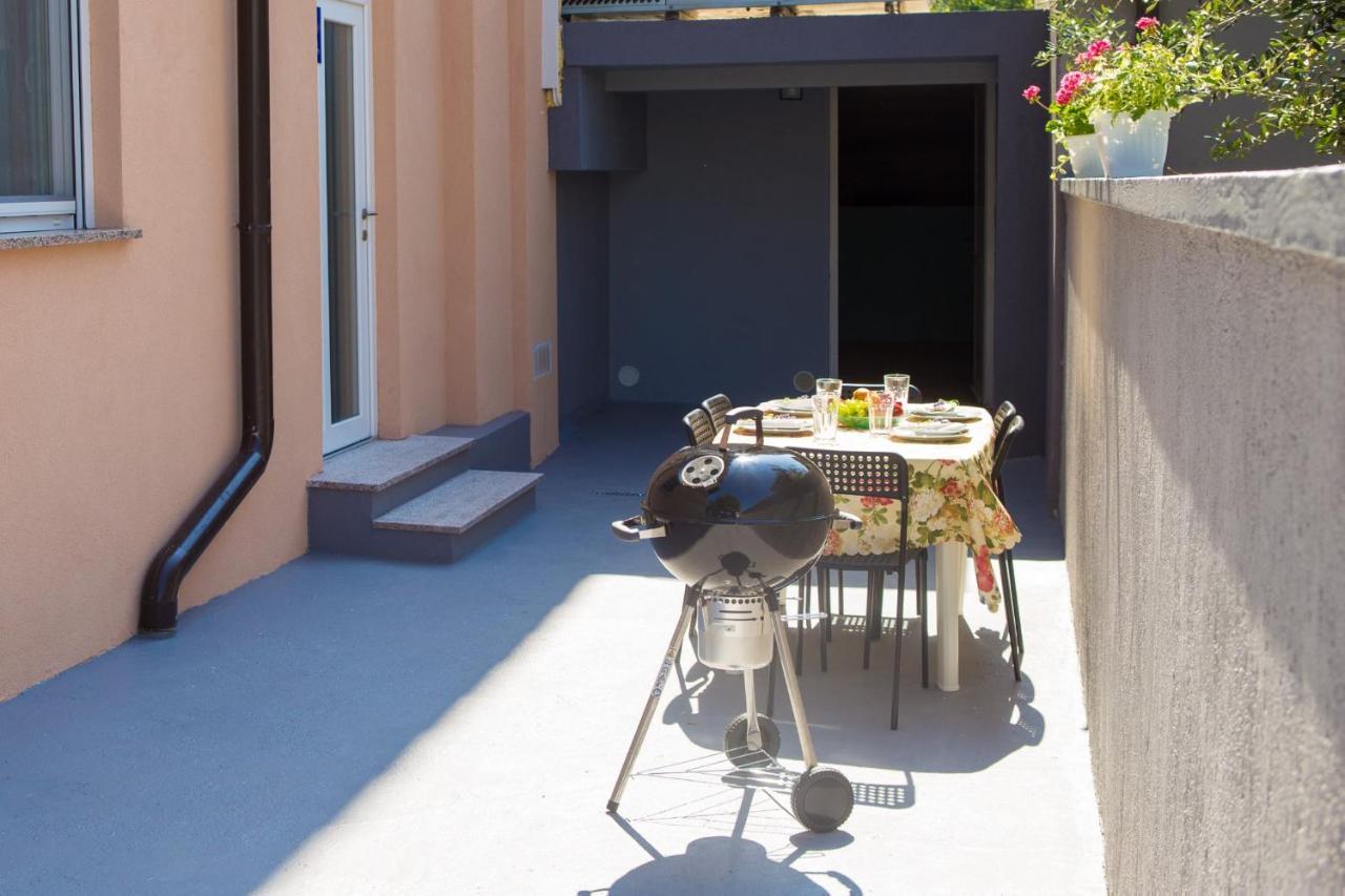 Apartman Girasol Pola Esterno foto