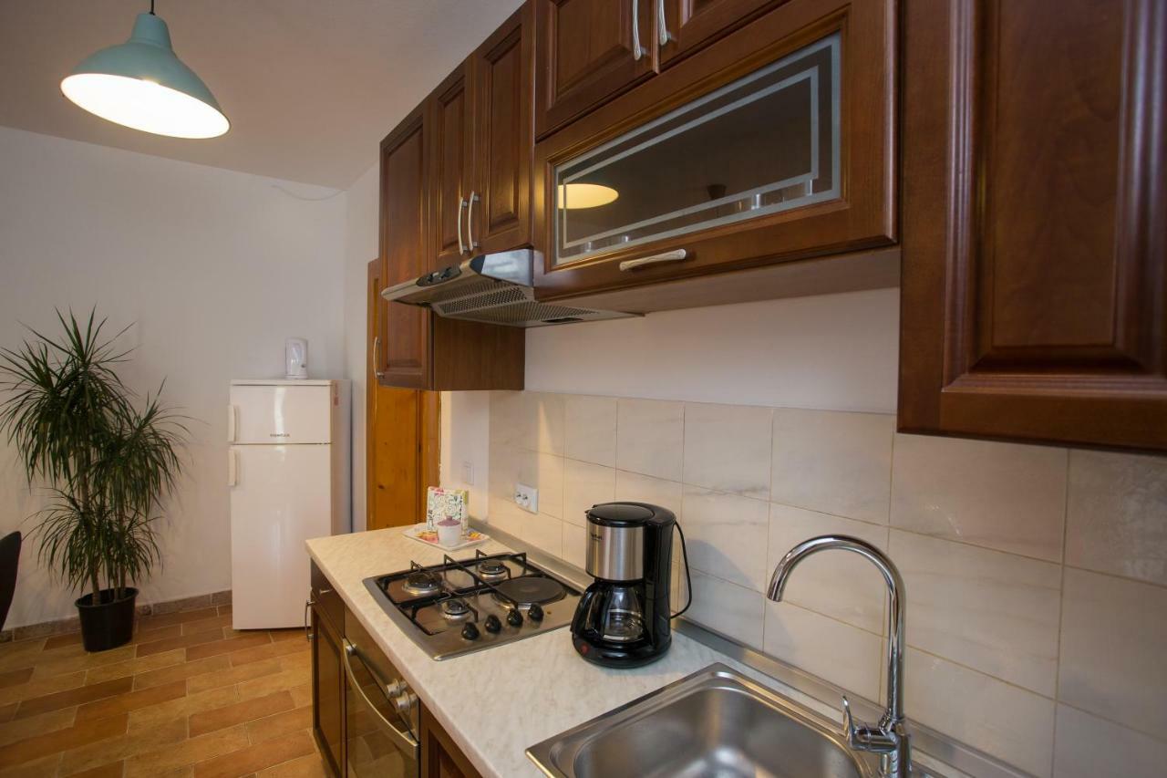 Apartman Girasol Pola Esterno foto