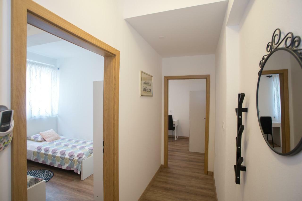 Apartman Girasol Pola Esterno foto